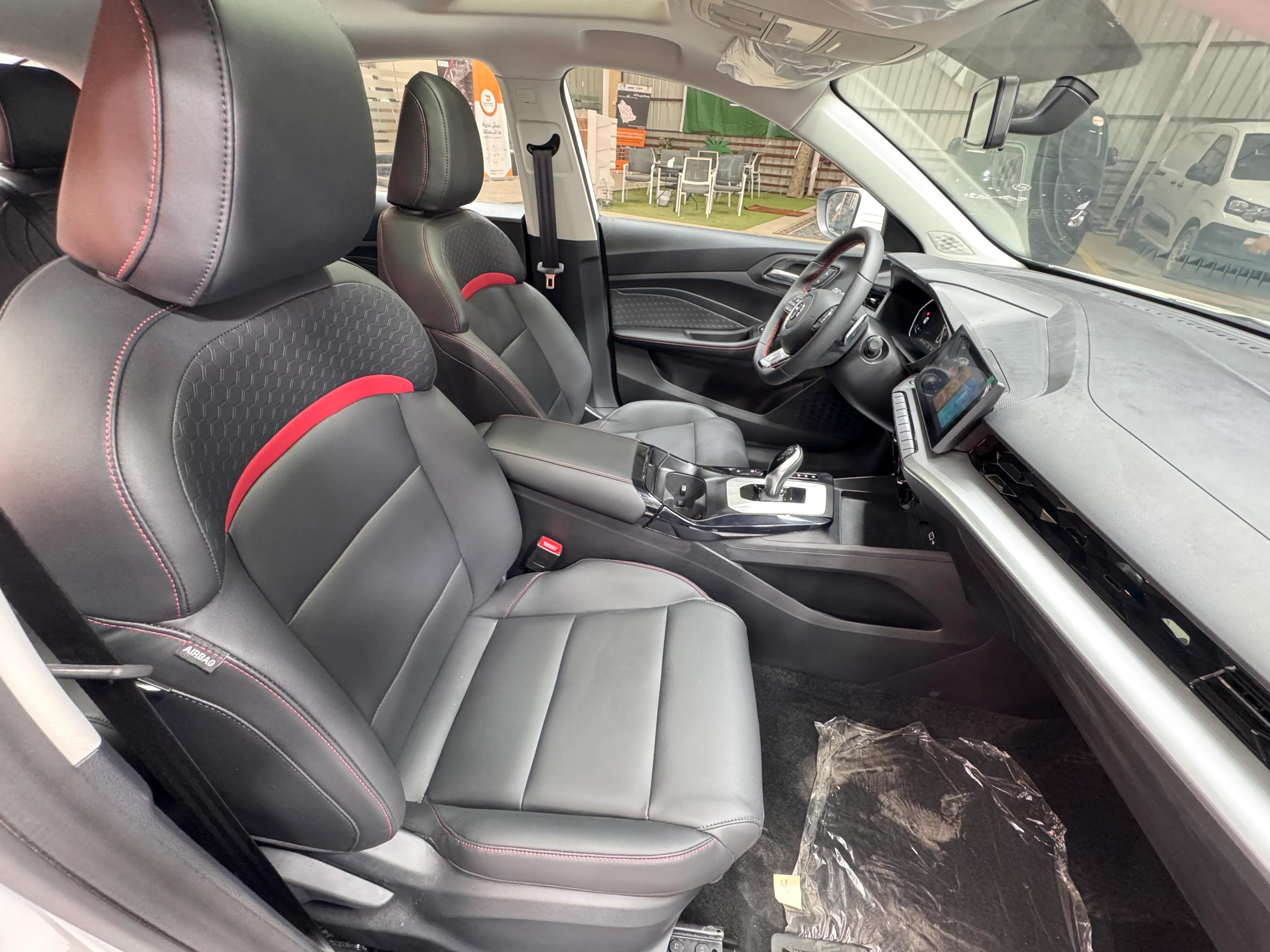 interior image_3