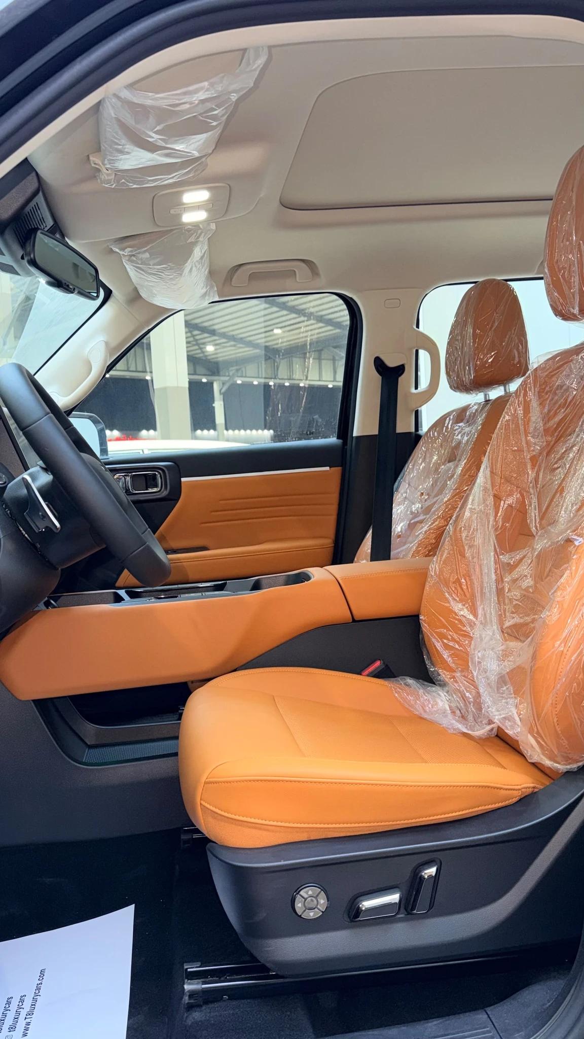 interior image_3